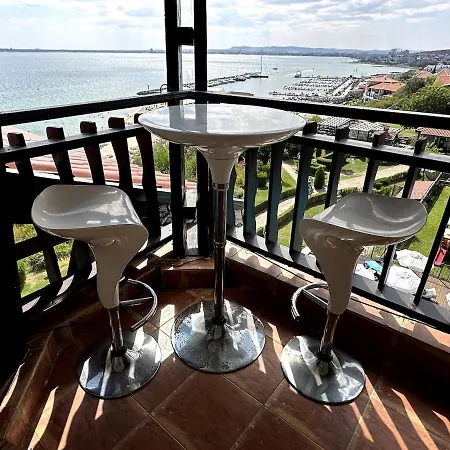 Luxury 3-br & Sky Terrace Lejlighed *