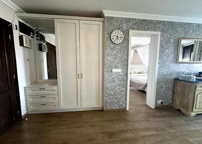 Luxury 3-br & Sky Terrace Sveti Vlas