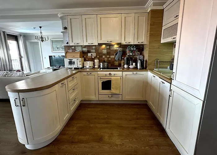 Apartament Luxury 3-br & Sky Terrace